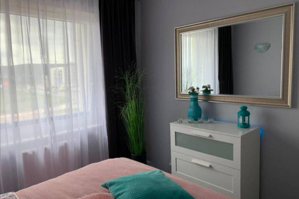 Przytulny Apartament Do Wynajecia Reda Esterno foto