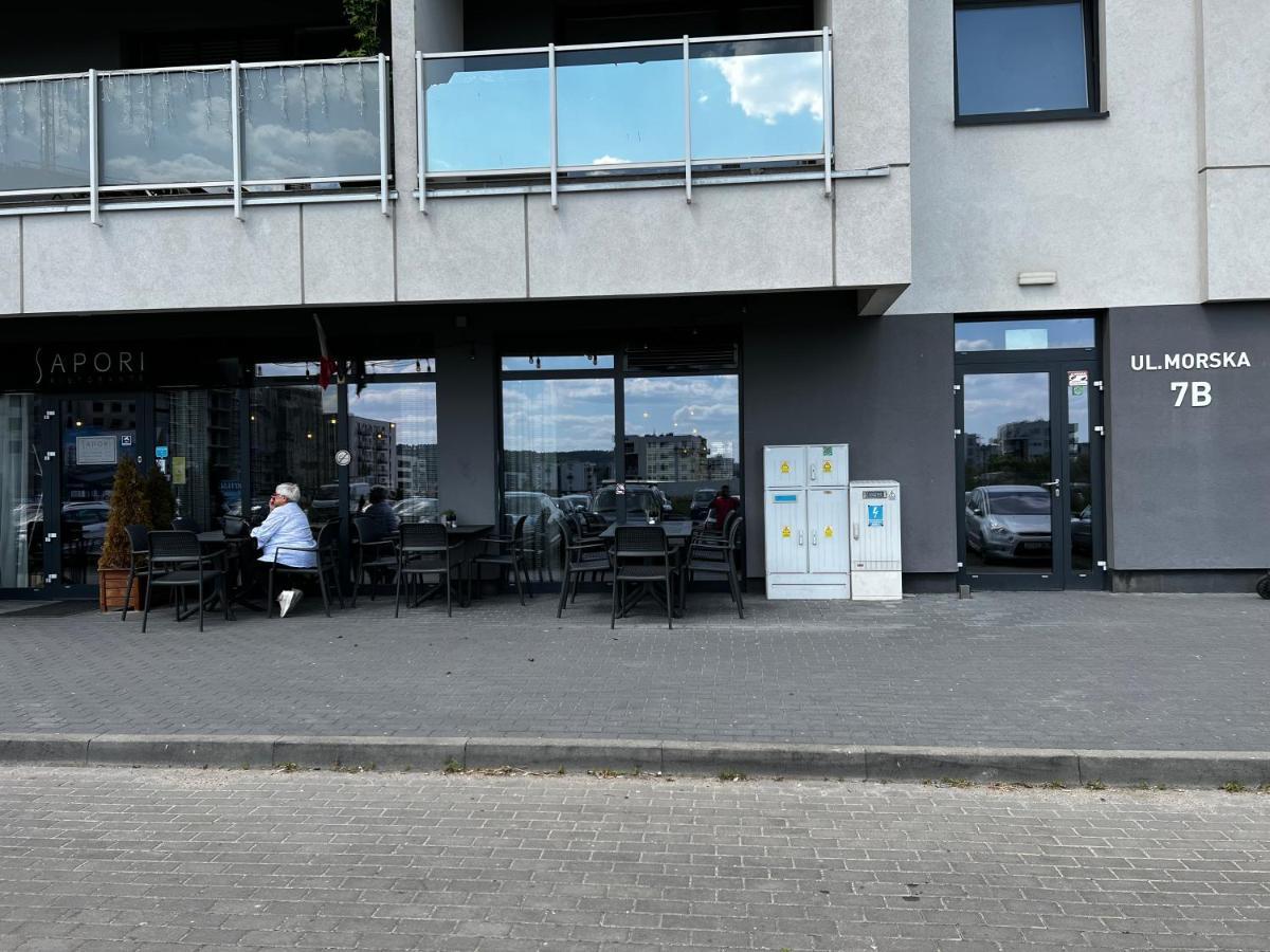 Przytulny Apartament Do Wynajecia Reda Esterno foto