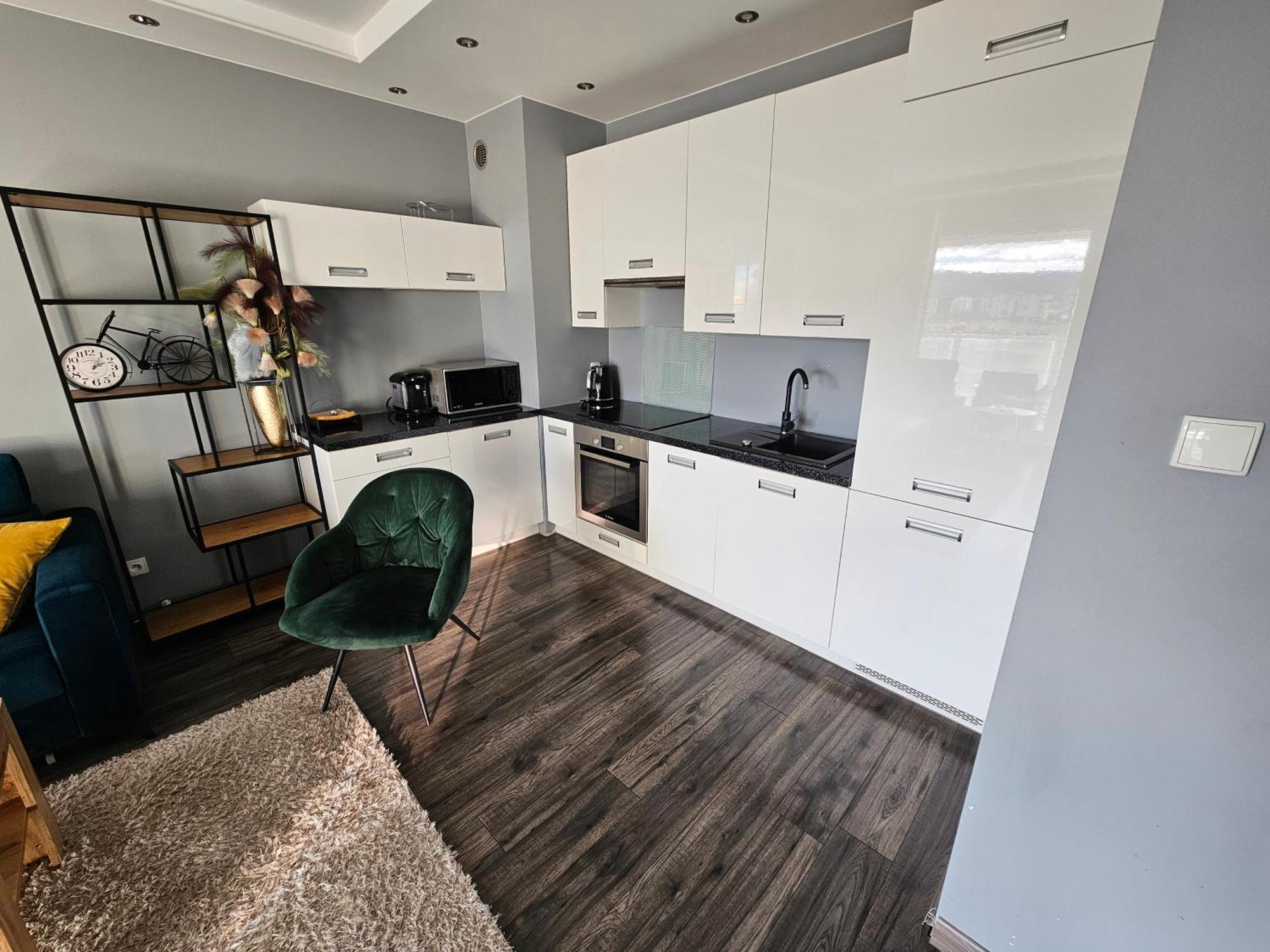 Przytulny Apartament Do Wynajecia Reda Esterno foto